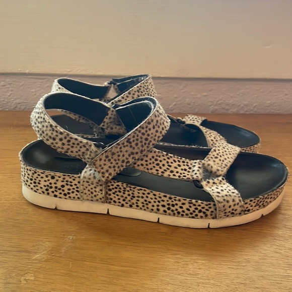 Band of Gypsies Shoes - Real fur platform sandals